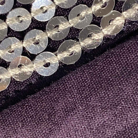 TORY BURCH - l/s dark blue tunic: silver sequins on neck & cuffs, hip slits - 8 - Picture 12 of 16